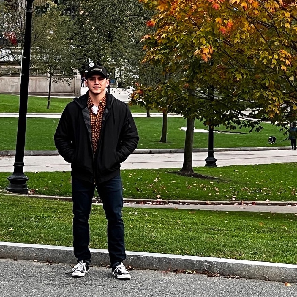 Meet your Posher, Aaron